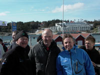 Preisgelder fr 2 (Greg Wilcox),3 (Janne Nystedt)  und 1(Thomas Hansson-Mild). Hans (hinten r.)  ging leer aus.