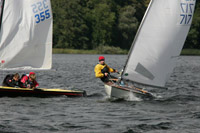 OK-Jolle hart am Wind