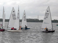 OK Jollen an der Luvmarke