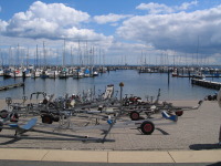 Slipwagen auf einer Hafenrampe