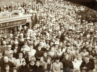 Sebastian Kneipp and his followers (Bildquelle: Wikipedia)